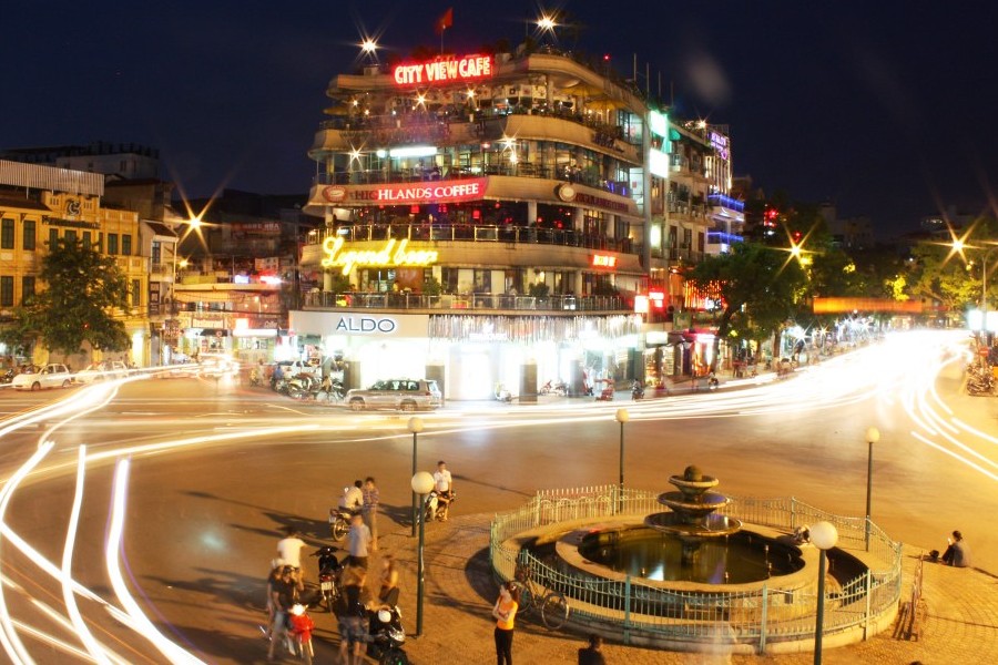 Fast-paced and full of life: Hanoi’s Old Quarter (Photo: Flip Nomad via Flickr / CC BY-NC-ND 2.0)